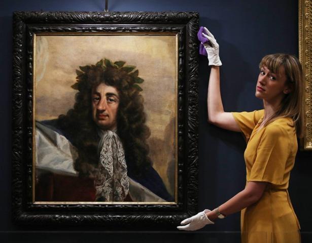 Στο εσωτερικό του Buckingham – Το δώρο του Καρόλου στον κόσμο για τα 70α του γενέθλια Στο εσωτερικό του Buckingham – Το δώρο του Καρόλου στον κόσμο για τα 70α του γενέθλια