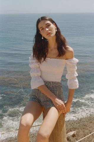 Puff sleeves: Το microtrend που λατρεύουν τα IT girls και θες να δοκιμάσεις