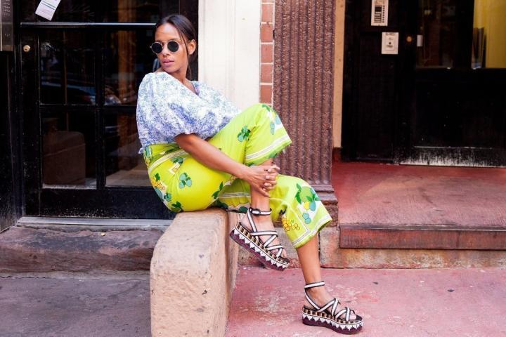 Puff sleeves: Το microtrend που λατρεύουν τα IT girls και θες να δοκιμάσεις