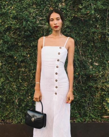 Style detail: Η λεπτομέρεια που κάνει τη διαφορά στις φούστες και τα φορέματά σου Style detail: Η λεπτομέρεια που κάνει τη διαφορά στις φούστες και τα φορέματά σου