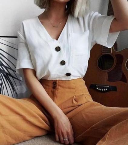 Style detail: Η λεπτομέρεια που κάνει τη διαφορά στις φούστες και τα φορέματά σου Style detail: Η λεπτομέρεια που κάνει τη διαφορά στις φούστες και τα φορέματά σου