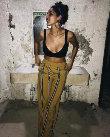 Πώς να φορέσεις το μαύρο χρώμα το καλοκαίρι