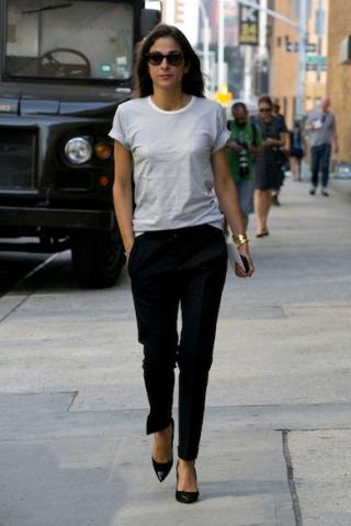 Πώς να φορέσεις το μαύρο χρώμα το καλοκαίρι