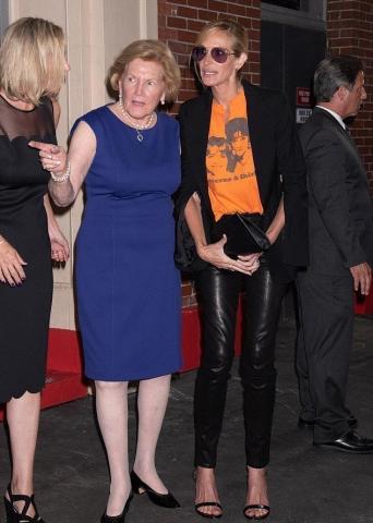 Το Pretty Woman έγινε μιούζικαλ και η Julia Roberts πήγε να το παρακολουθήσει με σούπερ look Το Pretty Woman έγινε μιούζικαλ και η Julia Roberts πήγε να το παρακολουθήσει με σούπερ look