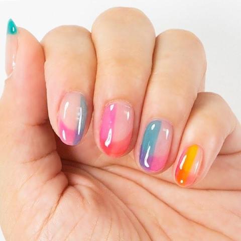 Jelly nails: Η νέα τάση που θα κυριαρχήσει στο nail art