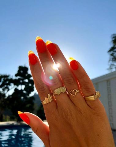 Jelly nails: Η νέα τάση που θα κυριαρχήσει στο nail art