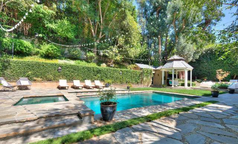 Η έπαυλη της Adele στο Beverly Hills κοστίζει μόλις (!) 10 εκατομμύρια δολάρια