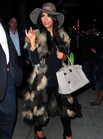 Μα τι σκεφτόταν; Τα 15 χειρότερα outfits που φόρεσε ποτέ η Kim Kardashian 