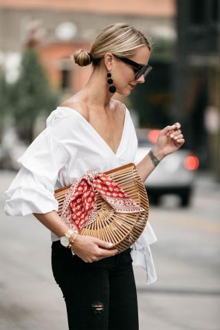 8 καλοκαιρινές τσάντες που θα κρατάς άνετα και το φθινόπωρο