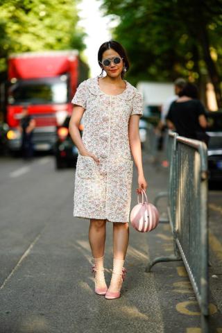 Fall trend: Οι κάλτσες γίνονται το επίκεντρο των fashionable εμφανίσεων