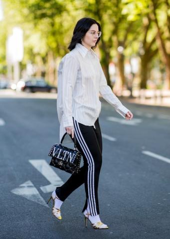 Fall trend: Οι κάλτσες γίνονται το επίκεντρο των fashionable εμφανίσεων