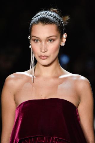 Τα αξεσουάρ μαλλιών που φέτος θα δεις παντού