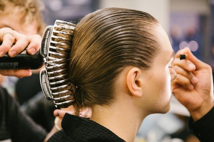 Τα αξεσουάρ μαλλιών που φέτος θα δεις παντού