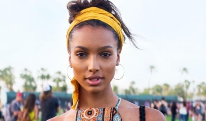Coachella time: Festive beauty looks για να δοκιμάσεις την άνοιξη