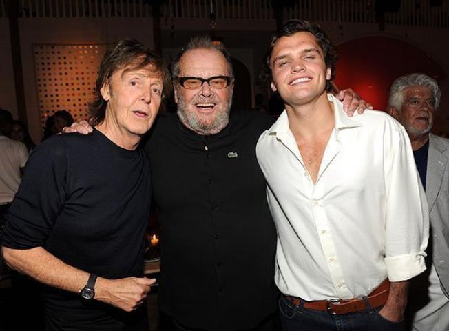 O 26χρονος γιος του Jack Nicholson είναι γοητευτικότατος και… κλώνος του Leonardo DiCaprio