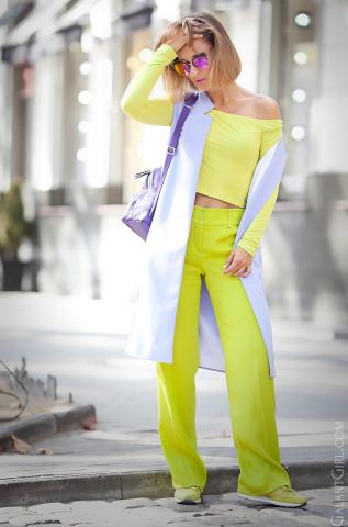 Το απρόσμενο χρώμα που θα φωτίσει τα look της εποχής δεν το προσπερνάς Το απρόσμενο χρώμα που θα φωτίσει τα look της εποχής δεν το προσπερνάς