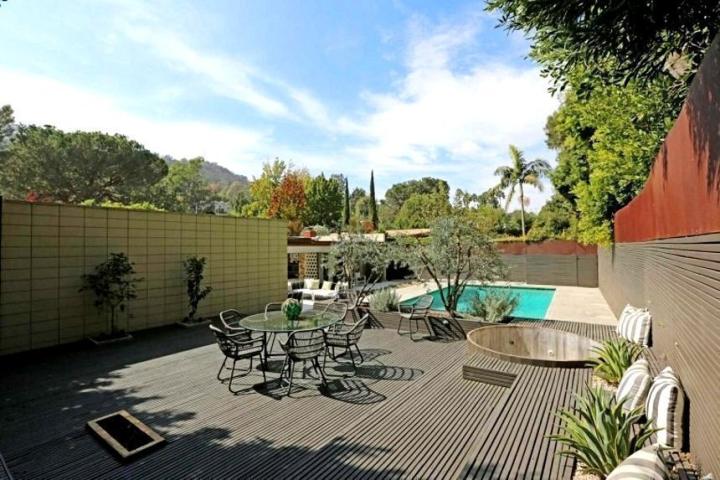 Το πραγματικό σπίτι του Mr. Grey στο Los Angeles είναι πιο ωραίο και από το κινηματογραφικό του 