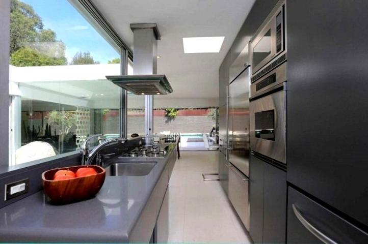 Το πραγματικό σπίτι του Mr. Grey στο Los Angeles είναι πιο ωραίο και από το κινηματογραφικό του 