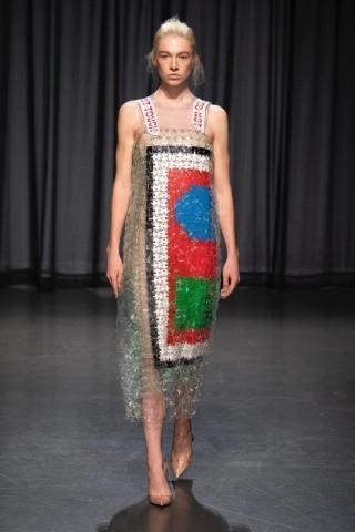 Η υπέροχη Μary Katrantzou ανεβάζει τον πήχη σε άλλο στιλιστικό level Η υπέροχη Μary Katrantzou ανεβάζει τον πήχη σε άλλο στιλιστικό level