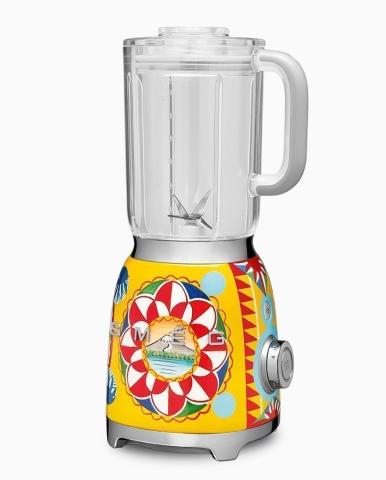 Μαγειρεύοντας με Dolce & Gabbana κουζινικά