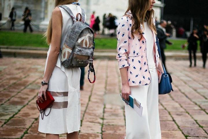 Backpack: Δες πως να το κρατήσεις ανάλογα με το στιλ σου Backpack: Δες πως να το κρατήσεις ανάλογα με το στιλ σου