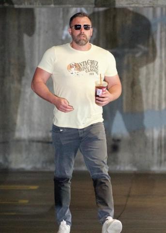 Ο Ben Affleck το έριξε στη γυμναστική και φαίνεται τρομερά