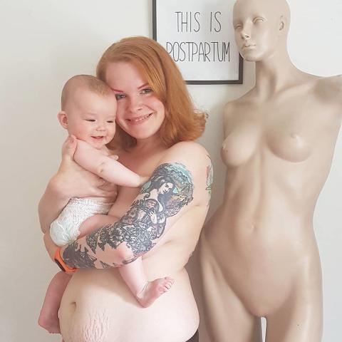 This is postpartum: Η αληθινή καμπάνια για το σώμα μετά τη γέννα