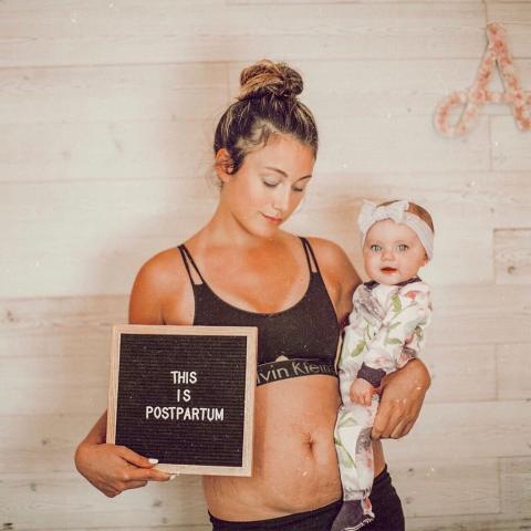 This is postpartum: Η αληθινή καμπάνια για το σώμα μετά τη γέννα