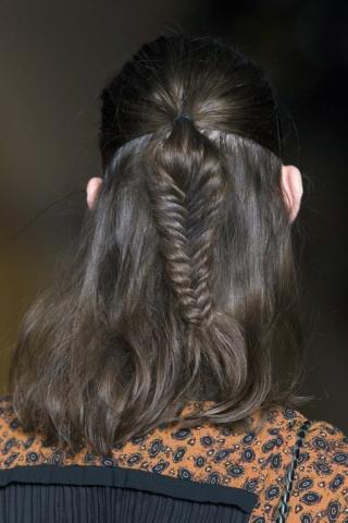 10 κοτσίδες που γίνονται εύκολα και σε κοντά μαλλιά