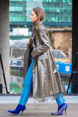 Οι πιο κομψοί τρόποι να φορέσεις τα sock booties στο καθημερνό σου στιλ