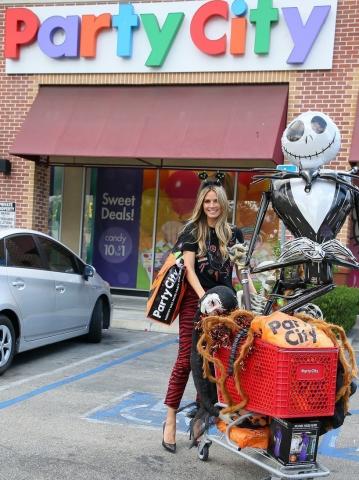 Να τι ψώνισε η Heidi Klum για το Halloween