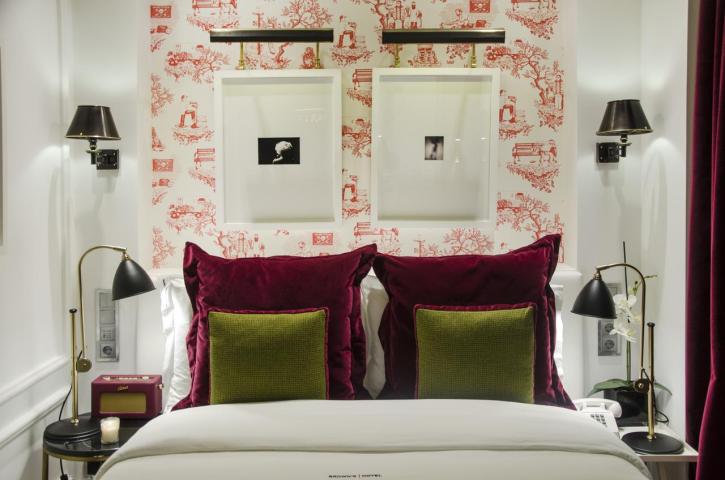 Στη Λισαβόνα θα νιώσεις το fado, τη μελωδία της πορτογαλικής ψυχής Στη Λισαβόνα θα νιώσεις το fado, τη μελωδία της πορτογαλικής ψυχής