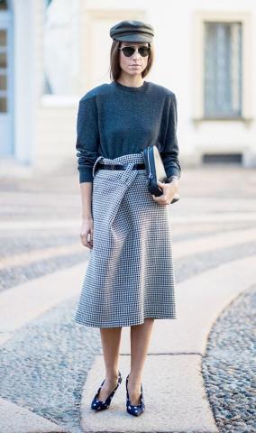 Baker boy hat: Το αξεσουάρ που κάνει εντελώς ξεχωριστό το look σου