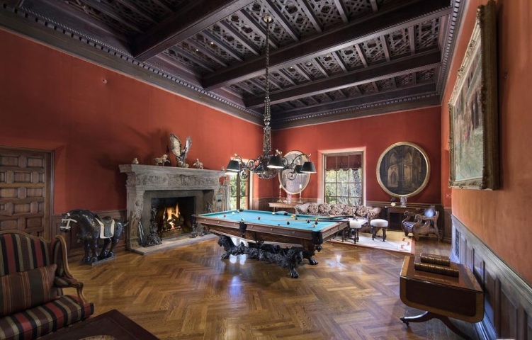 Πωλείται η διασημότερη έπαυλη του κόσμου: Εκεί γυρίστηκε ο «Σωματοφύλακας» και πήγαν ταξίδι του μέλιτος οι JFK - Jackie O Πωλείται η διασημότερη έπαυλη του κόσμου: Εκεί γυρίστηκε ο «Σωματοφύλακας» και πήγαν ταξίδι του μέλιτος οι JFK - Jackie O