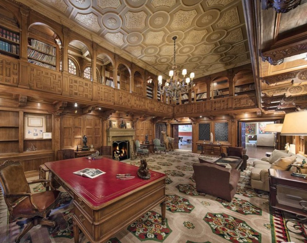 Πωλείται η διασημότερη έπαυλη του κόσμου: Εκεί γυρίστηκε ο «Σωματοφύλακας» και πήγαν ταξίδι του μέλιτος οι JFK - Jackie O Πωλείται η διασημότερη έπαυλη του κόσμου: Εκεί γυρίστηκε ο «Σωματοφύλακας» και πήγαν ταξίδι του μέλιτος οι JFK - Jackie O