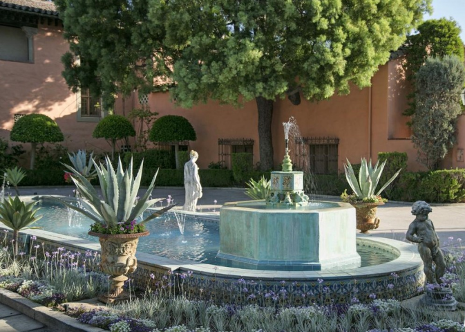 Πωλείται η διασημότερη έπαυλη του κόσμου: Εκεί γυρίστηκε ο «Σωματοφύλακας» και πήγαν ταξίδι του μέλιτος οι JFK - Jackie O Πωλείται η διασημότερη έπαυλη του κόσμου: Εκεί γυρίστηκε ο «Σωματοφύλακας» και πήγαν ταξίδι του μέλιτος οι JFK - Jackie O