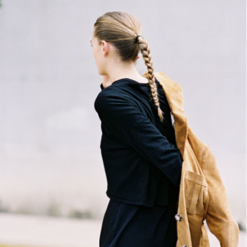 Hair inspo: 7 εύκολα χτενίσματα για κάθε μέρα της εβδομάδας