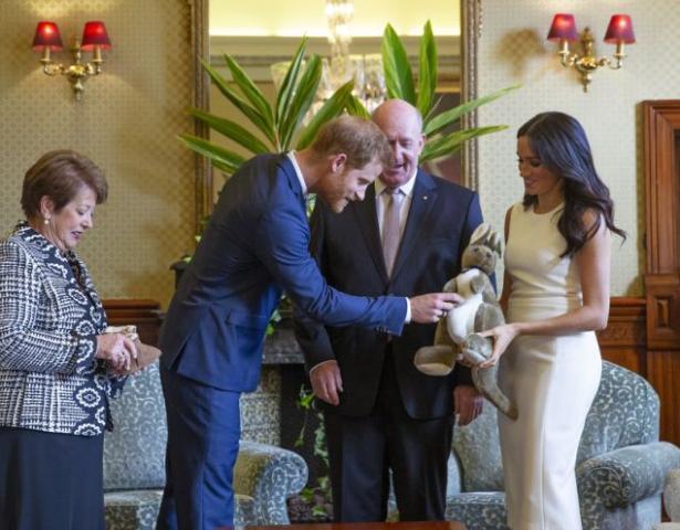 Meghan Markle: Οι πρώτες φωτογραφίες της μετά την ανακοίνωση της εγκυμοσύνης