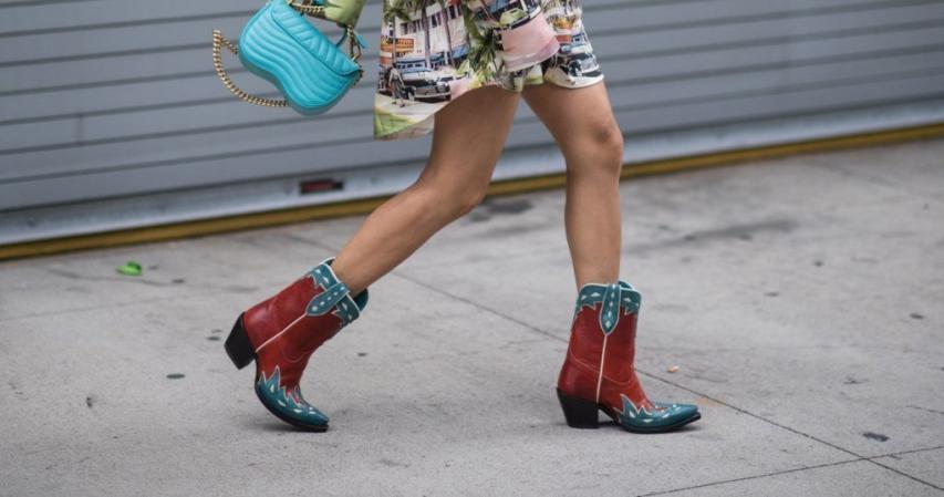 Πώς να φορέσεις τα cow boots αυτή τη σεζόν