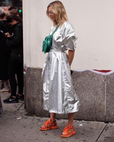 Φέτος τον χειμώνα τόλμα να φορέσεις χρωματιστά παπούτσια