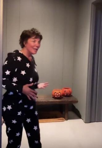 Δεν θα πιστέψεις τι δώρο πήρε η Kylie Jenner στη μητέρα της για τα γενέθλιά της