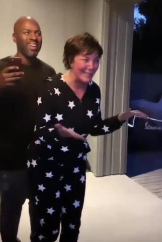 Δεν θα πιστέψεις τι δώρο πήρε η Kylie Jenner στη μητέρα της για τα γενέθλιά της