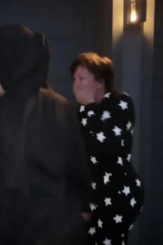 Δεν θα πιστέψεις τι δώρο πήρε η Kylie Jenner στη μητέρα της για τα γενέθλιά της