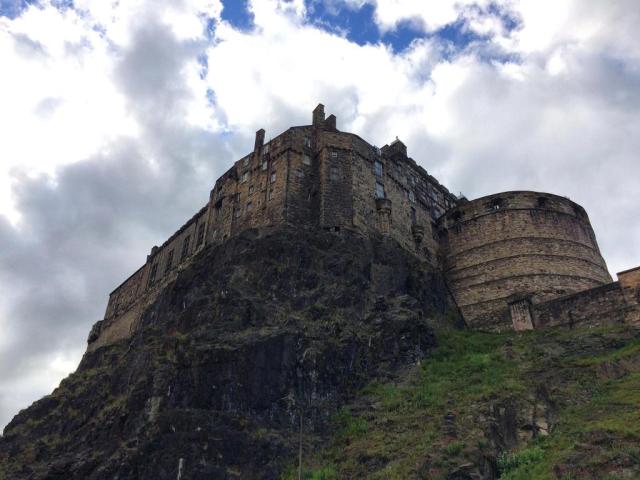 Εδιμβούργο: Μυστηριώδες, απόκοσμο και απρόσμενα «ζωηρό» Εδιμβούργο: Μυστηριώδες, απόκοσμο και απρόσμενα «ζωηρό»