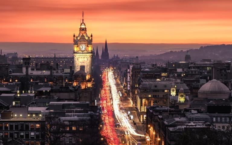 Εδιμβούργο: Μυστηριώδες, απόκοσμο και απρόσμενα «ζωηρό» Εδιμβούργο: Μυστηριώδες, απόκοσμο και απρόσμενα «ζωηρό»
