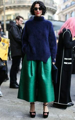 Υπάρχουν άπειροι τρόποι να φορέσεις το πουλόβερ σου και φέτος θα τους δοκιμάσεις όλους Υπάρχουν άπειροι τρόποι να φορέσεις το πουλόβερ σου και φέτος θα τους δοκιμάσεις όλους