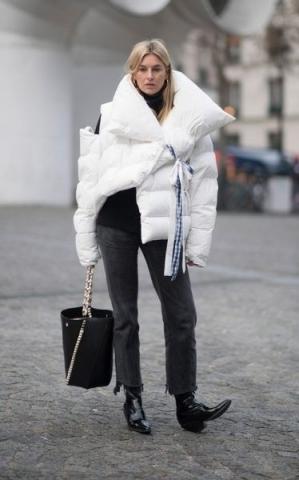 Τα puffer jackets είναι το πιο cozy πανωφόρι του χειμώνα και θα το λατρέψεις Τα puffer jackets είναι το πιο cozy πανωφόρι του χειμώνα και θα το λατρέψεις