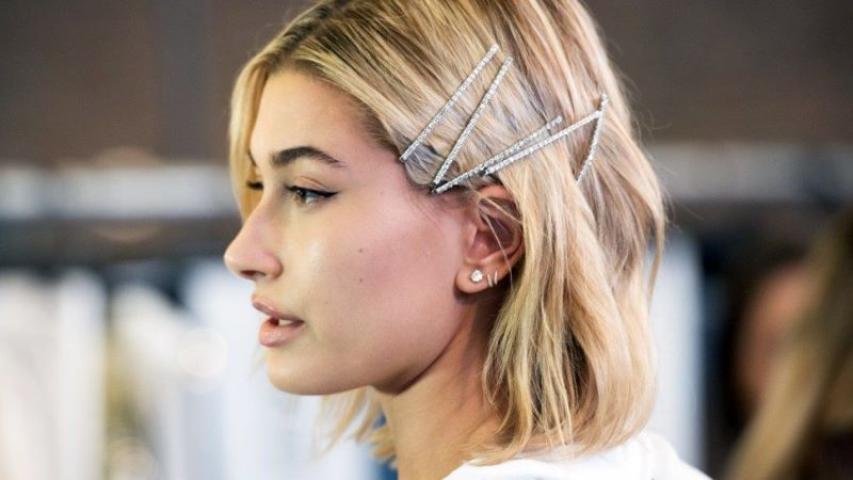 Hair clips: Πώς θα φορέσεις το αξεσουάρ μαλλιών από τα ‘90s