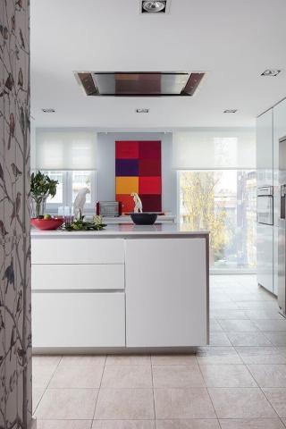 Ένα φωτεινό σπίτι με χρώμα στη Μαδρίτη  Ένα φωτεινό σπίτι με χρώμα στη Μαδρίτη