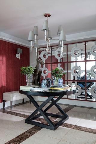 Ένα φωτεινό σπίτι με χρώμα στη Μαδρίτη  Ένα φωτεινό σπίτι με χρώμα στη Μαδρίτη